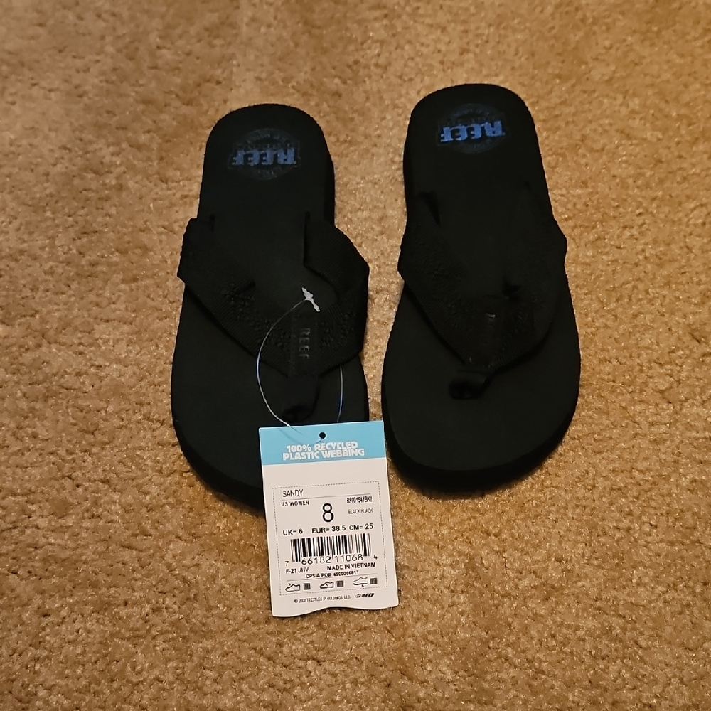 NWT! Reef Black Flip Flops
